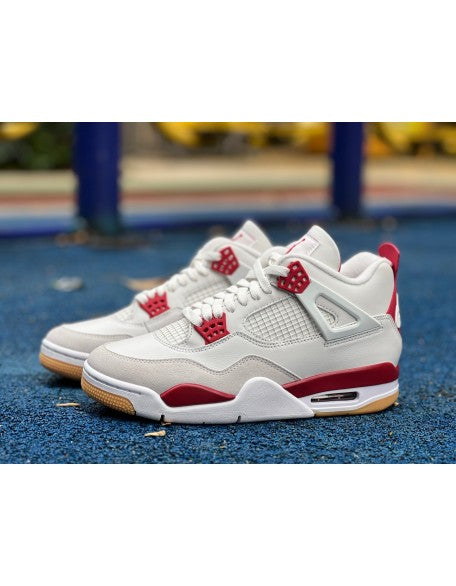 Air Jordan 4