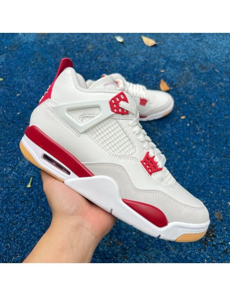 Air Jordan 4