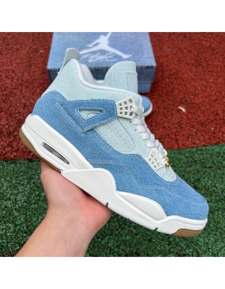 Air Jordan 4